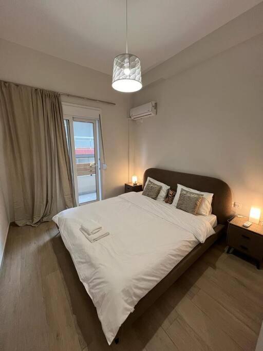 Cozy New Apartment Nearby Metro Atene Esterno foto