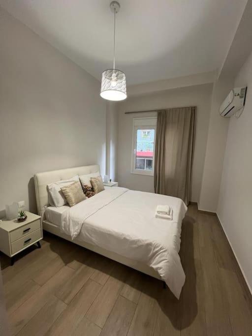 Cozy New Apartment Nearby Metro Atene Esterno foto